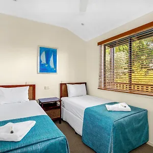 4* Resort Tin Bay Marina